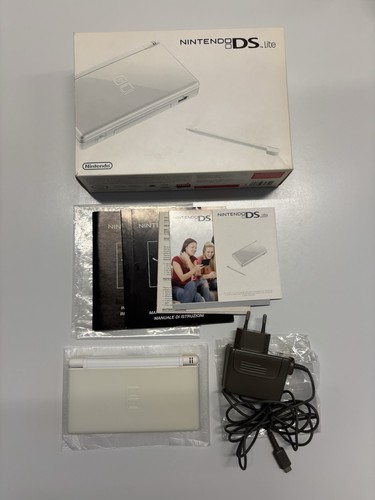 Nintendo lite console - ds,